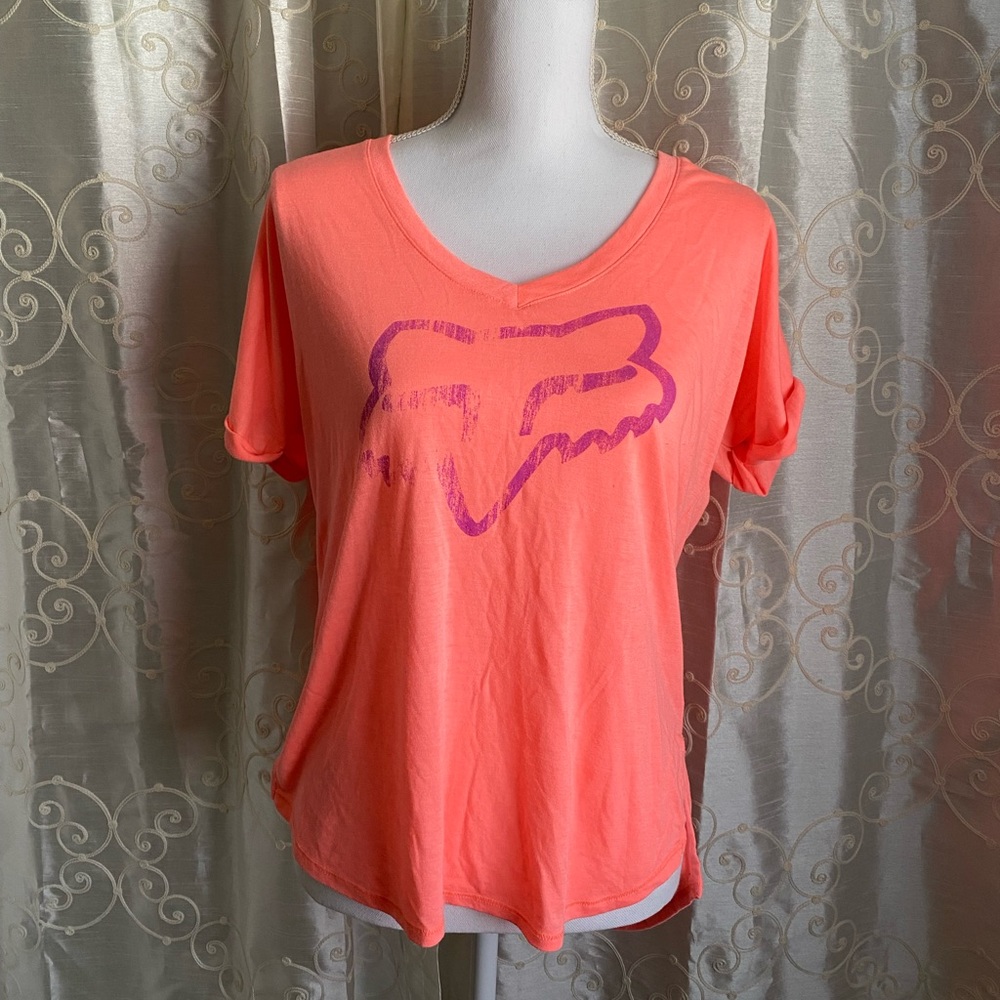 Fox 🦊 Split Hem Tee - Melon - S 👚